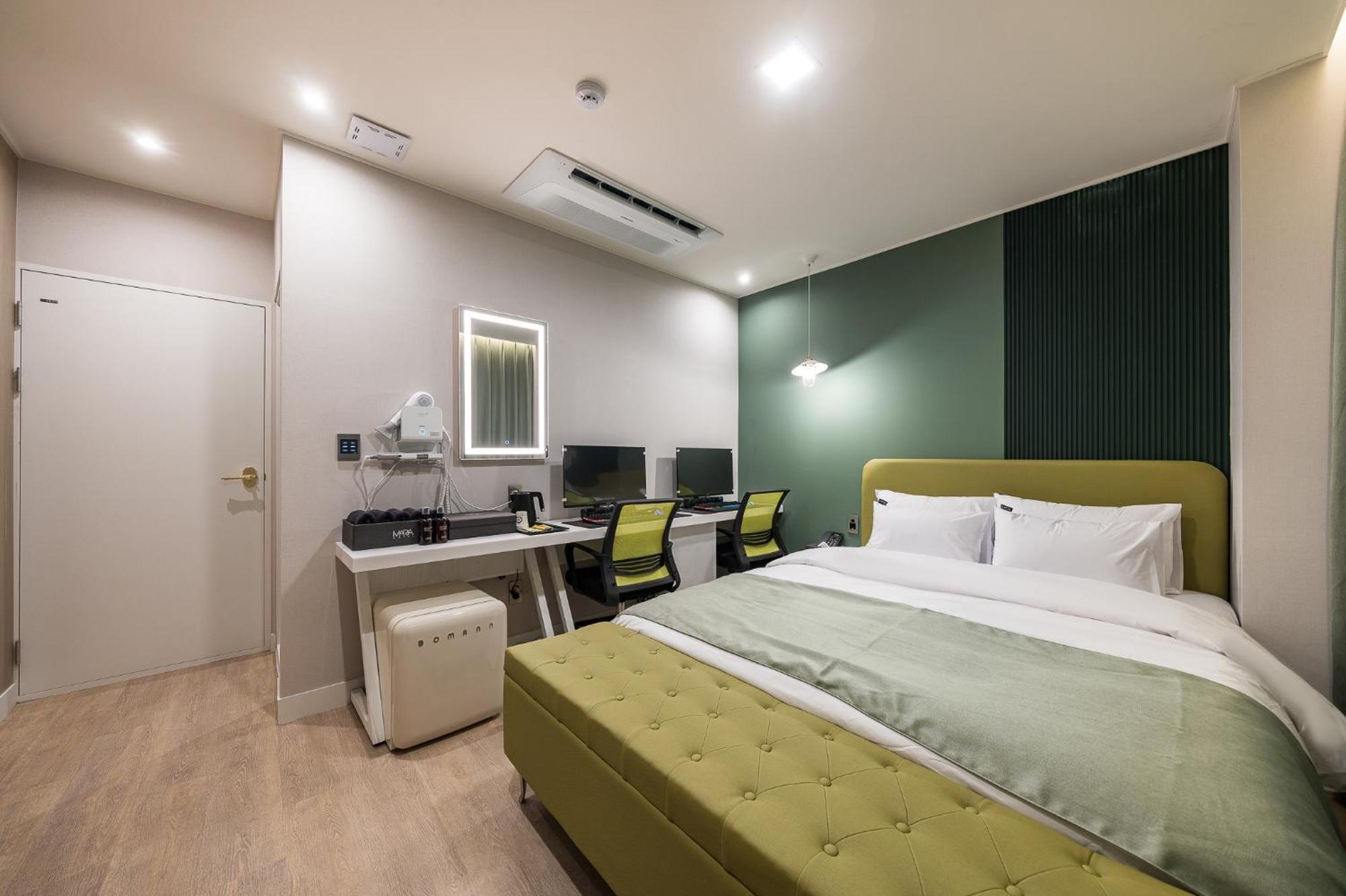 Hotel Maria Phjongthek Kültér fotó