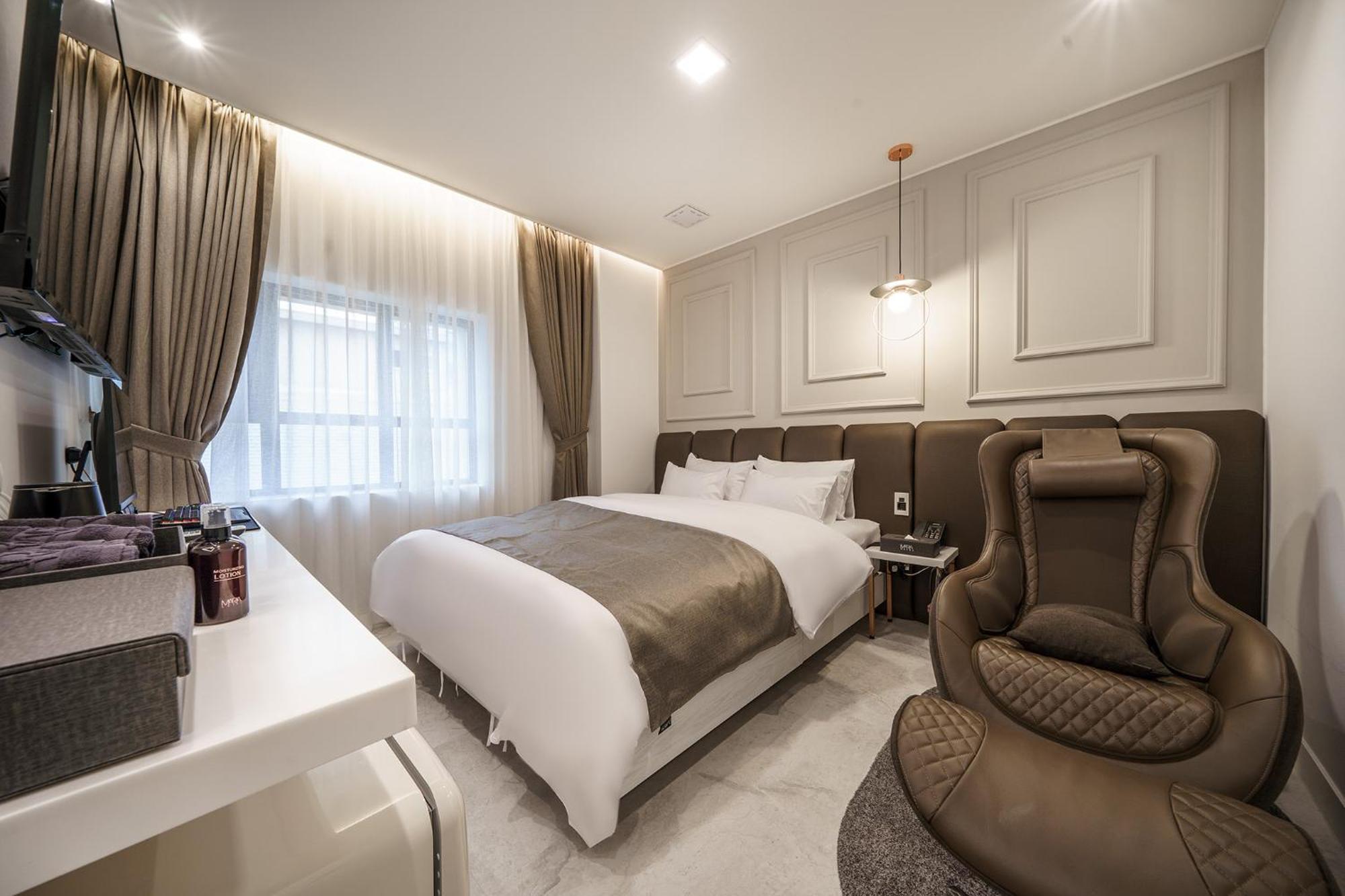 Hotel Maria Phjongthek Kültér fotó
